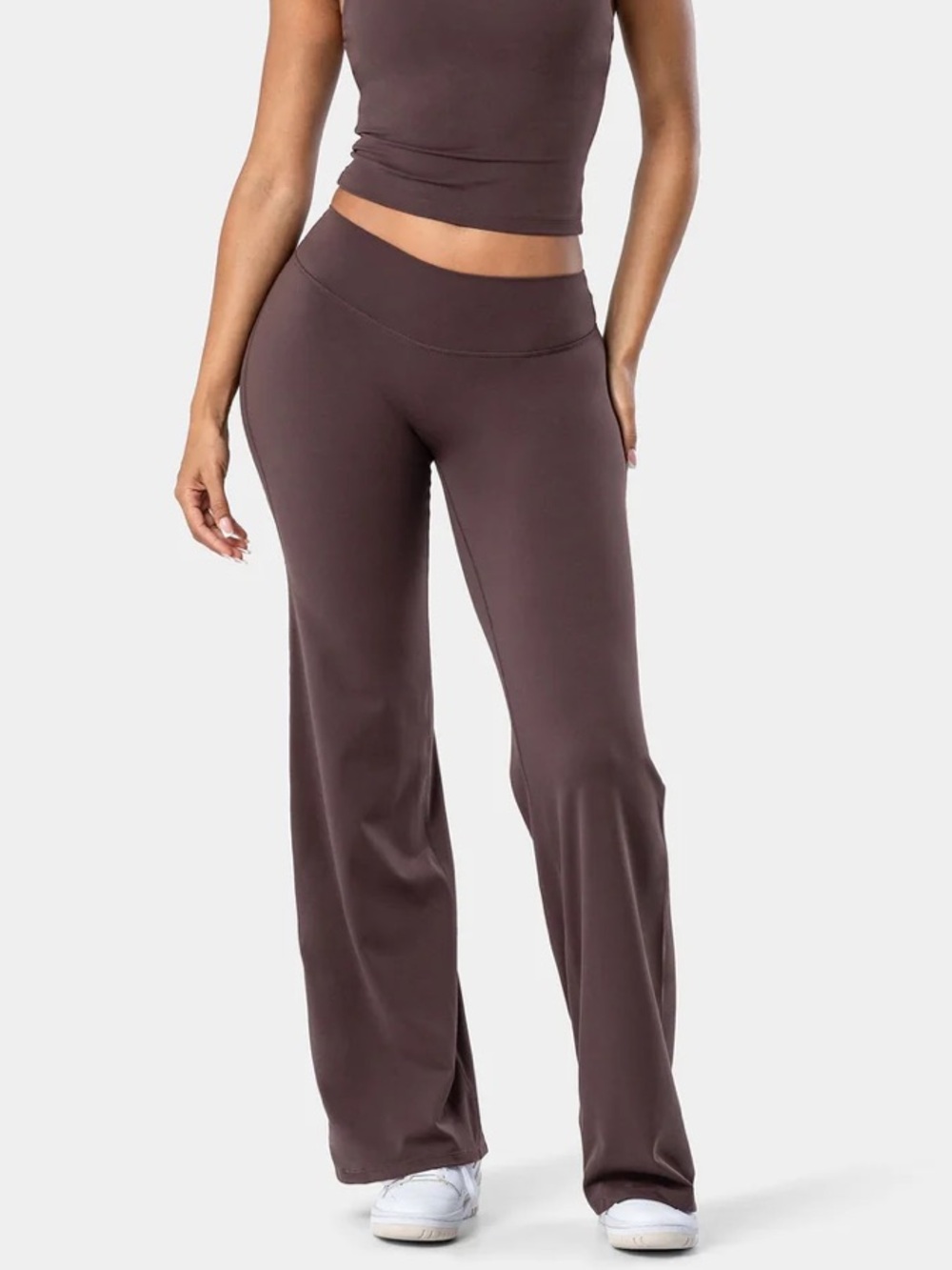 Kamo fitness -Lunara Flow Pant - Chocolate Brown